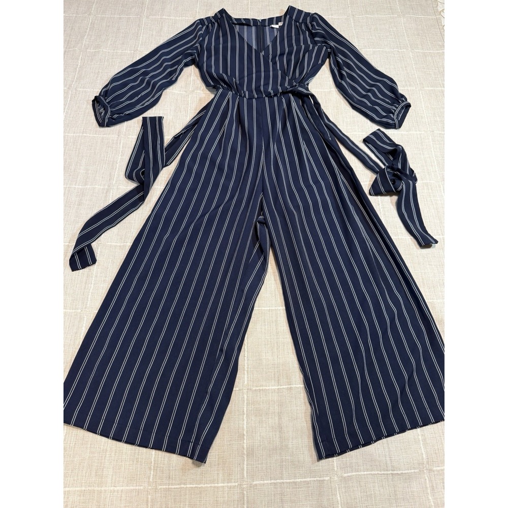 Gap Navy Blue Striped Wide Leg Jumpsuit Womens Size 2 Tie Waist V-Neck Comfort